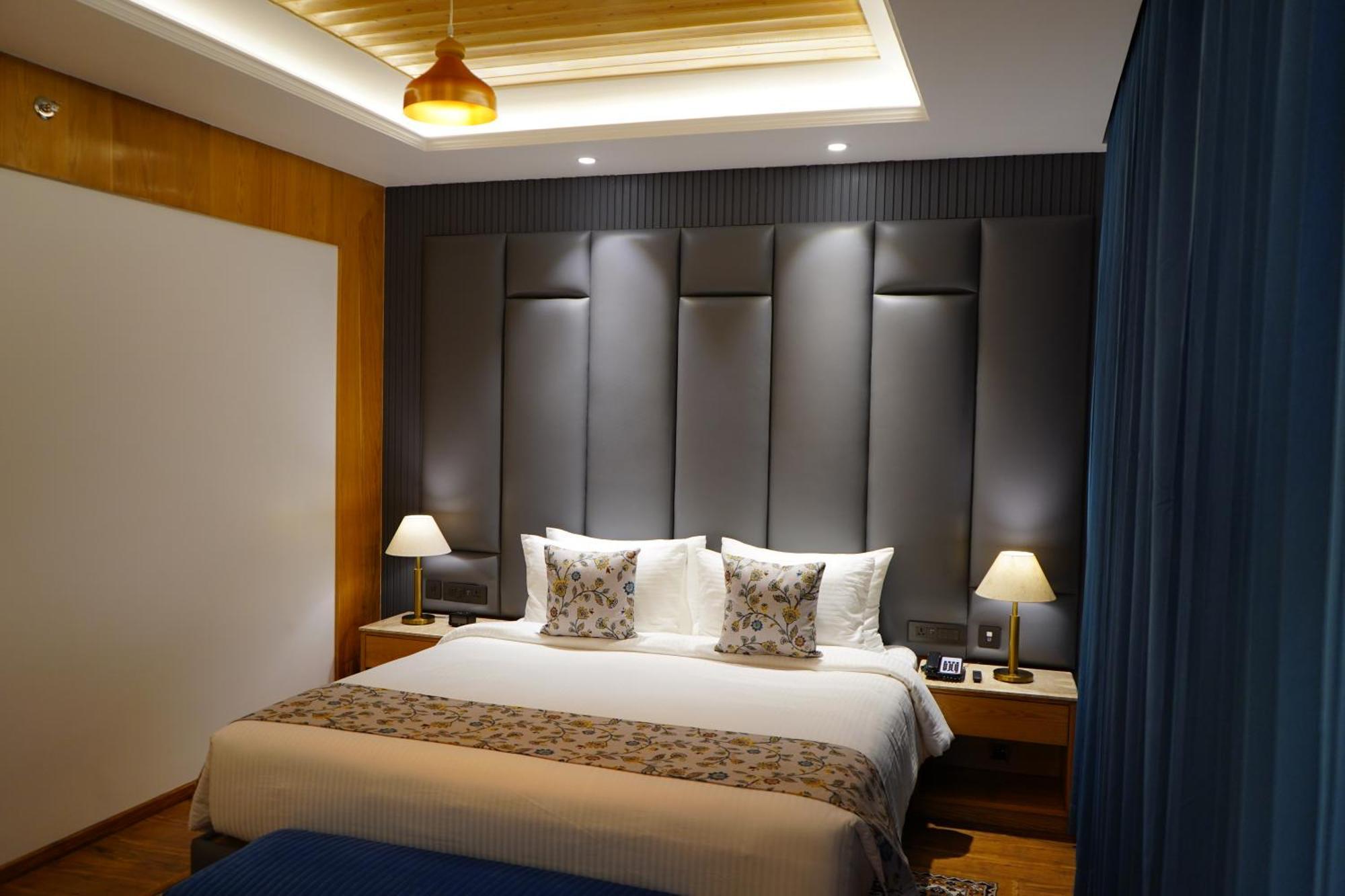 Welcomheritage Natraj, Mcleod Ganj Buitenkant foto